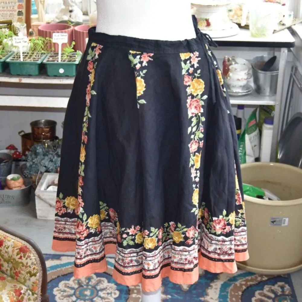 Blue Plate Y2K Boho Floral Circle Skirt Black Cotton India Size Large